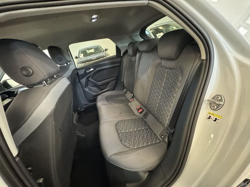 Audi   30 TFSI S tronic S line edition