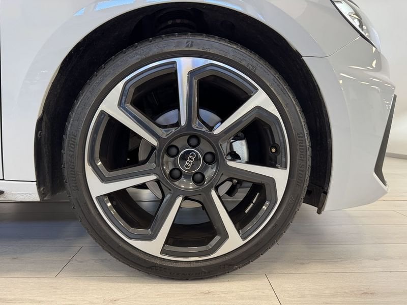 Audi   30 TFSI S tronic S line edition