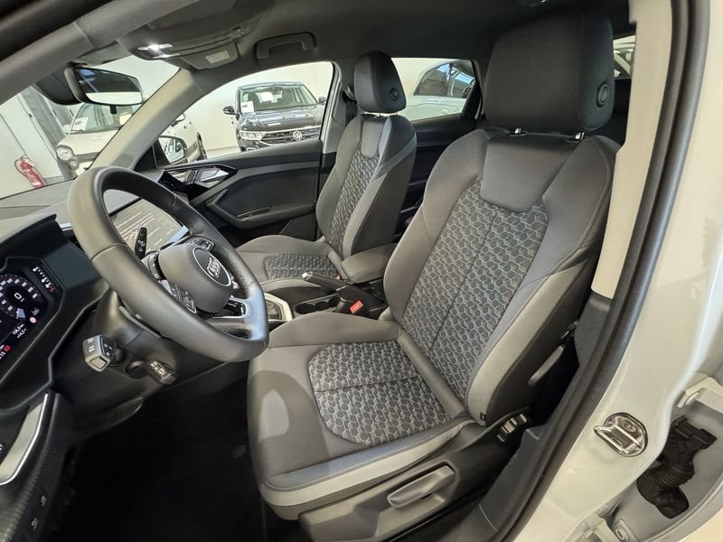 Audi   30 TFSI S tronic S line edition