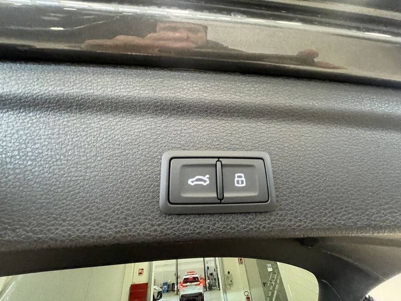 Audi   Q3 SPB 35 TDI S tronic S line edition Tetto Cerchi 20″