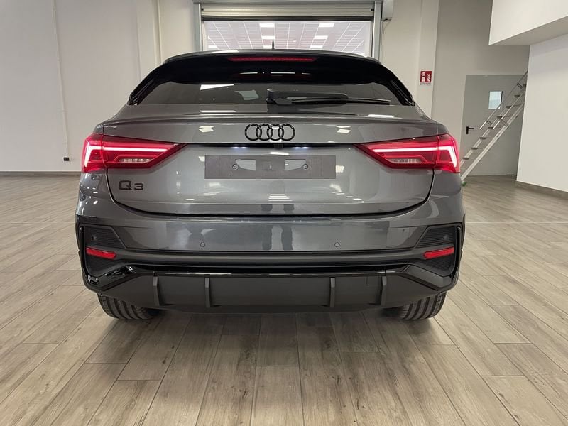 Audi   Q3 SPB 35 TDI S tronic S line edition Tetto Cerchi 20″