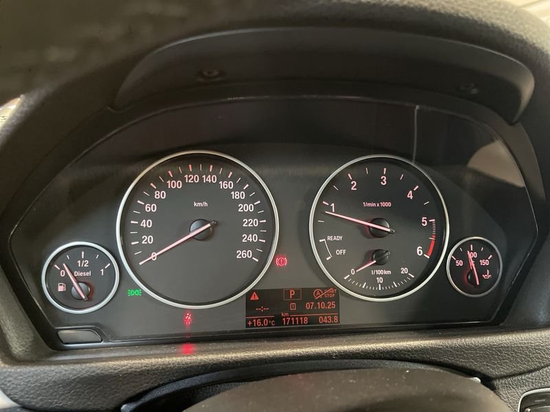 BMW   Touring 318 d Business aut