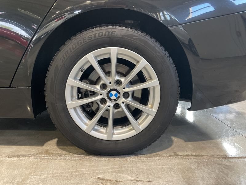BMW   Touring 318 d Business aut