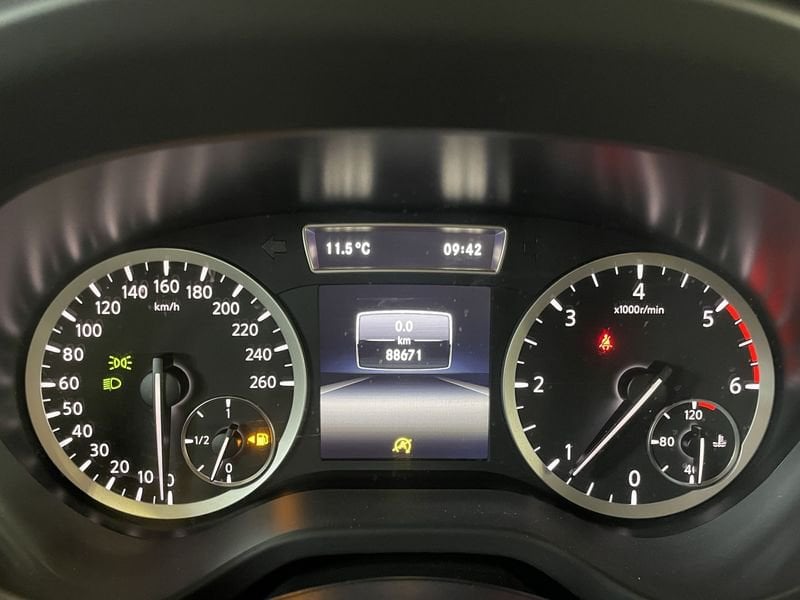 Infiniti Q30  Infiniti Q30 1.5 d Sport