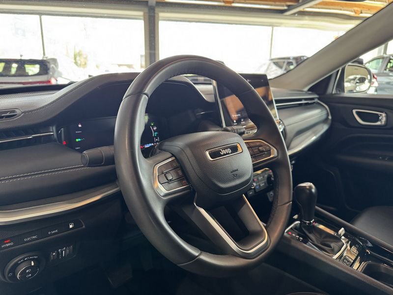 Jeep   1.3 T4 PHEV 190cv Limited 4xe Auto