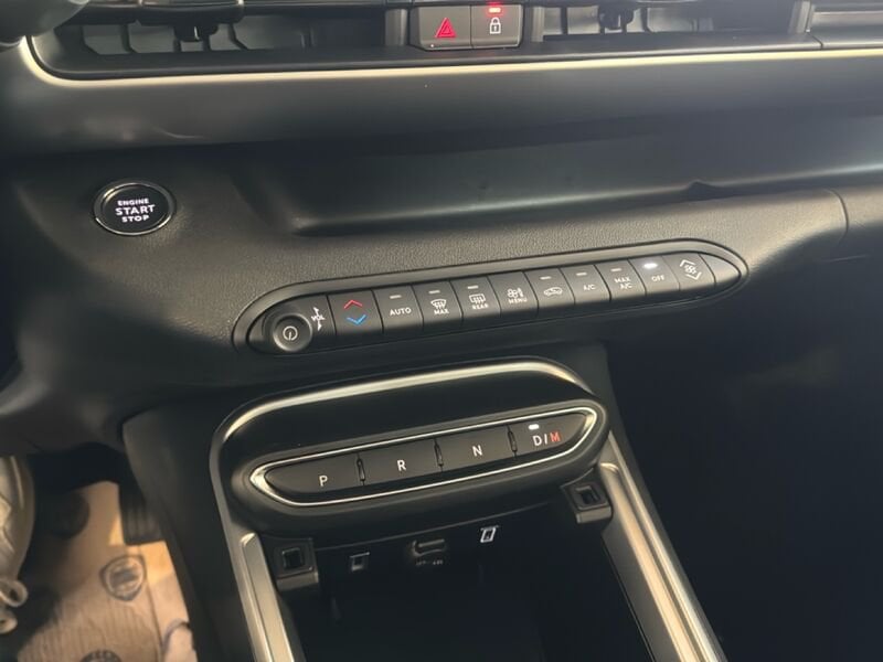 Jeep Avenger  Avenger 1.2 turbo e-hybrid mhev Summit fwd 110cv edct6 Tetto Pelle