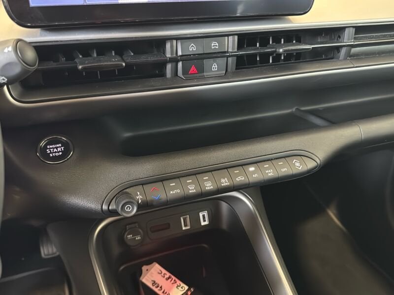 Jeep Avenger  Avenger 1.2 turbo Summit fwd 100cv
