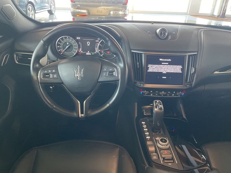 Maserati Levante  330 CV MHEV GT