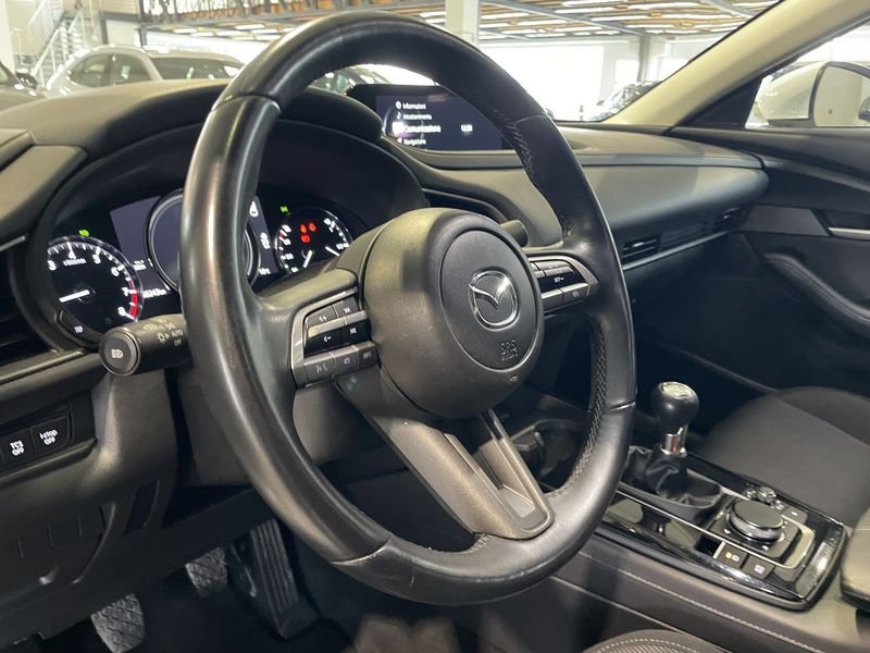 Mazda CX-30  2.0L e-Skyactiv-G Mild Hybrid 2WD Executive