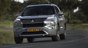 Mitsubishi 2.4L PHEV INFORM
