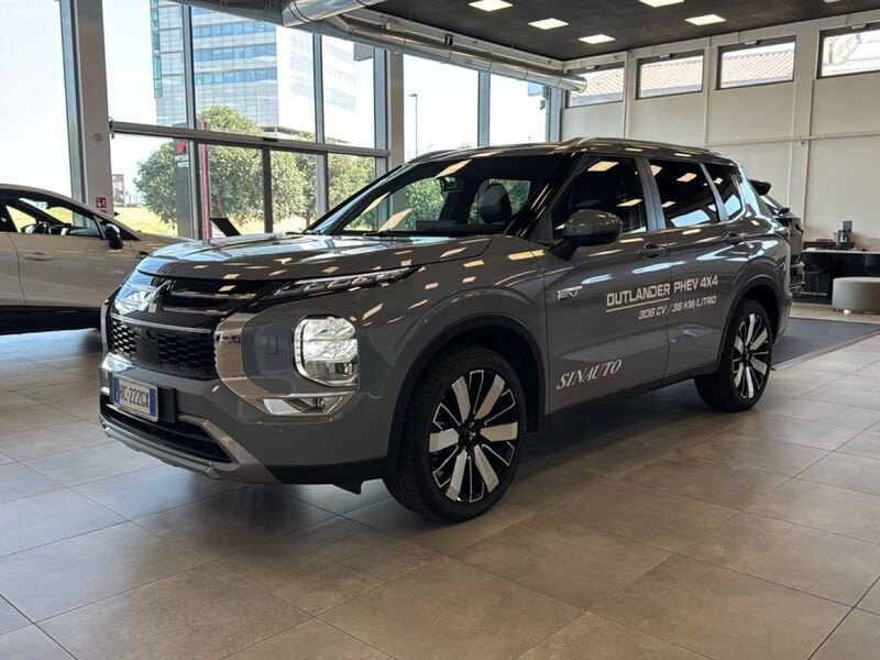 Mitsubishi   2.4L PHEV INTENSE