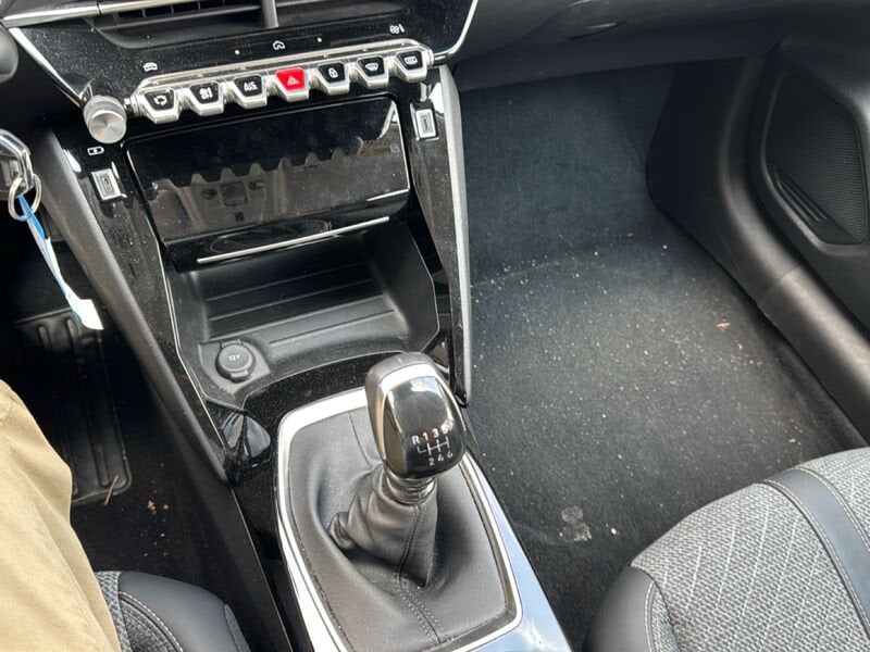 Peugeot 208  208 1.2 puretech Allure s&s 100cv