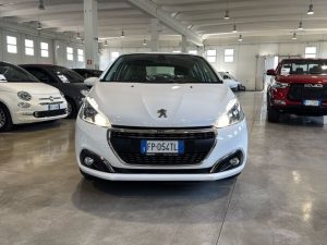 Peugeot 208 208 5p 1.2 puretech Allure 82cv