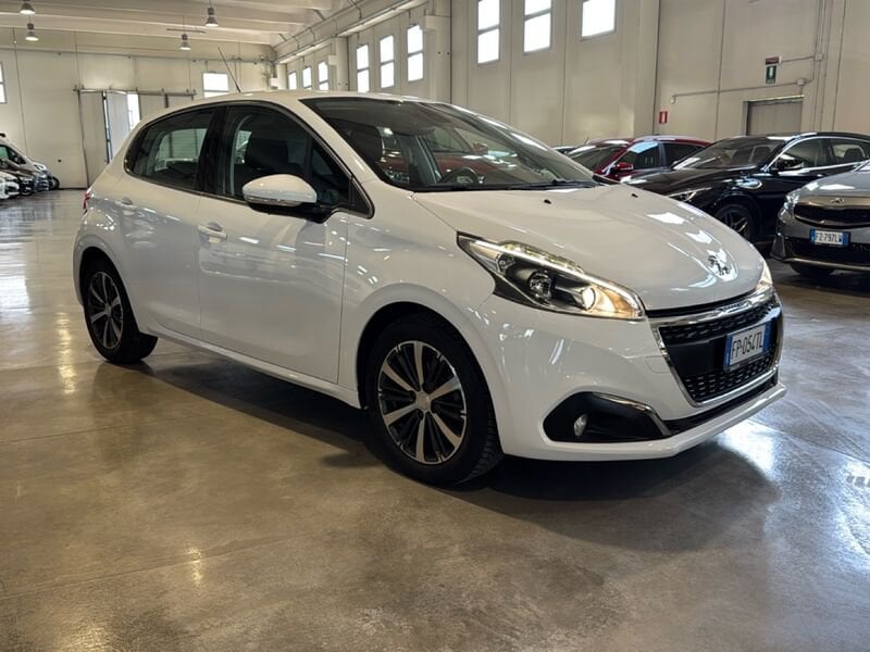 Peugeot 208  208 5p 1.2 puretech Allure 82cv