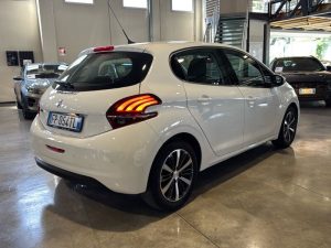 Peugeot 208 208 5p 1.2 puretech Allure 82cv