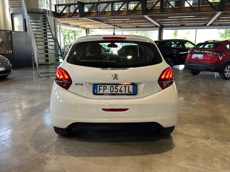 Peugeot 208  208 5p 1.2 puretech Allure 82cv