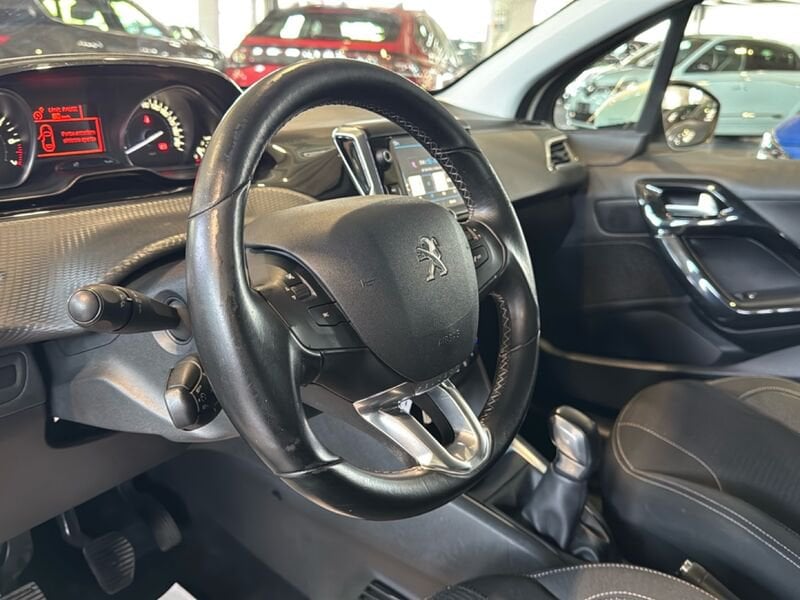 Peugeot 208  208 5p 1.2 puretech Allure 82cv