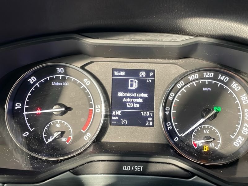 Skoda Superb  2.0 TDI SCR 110KW EXECUTIVE DSG