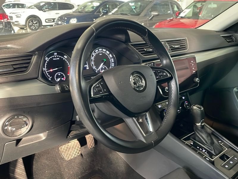 Skoda Superb  2.0 TDI SCR 110KW EXECUTIVE DSG