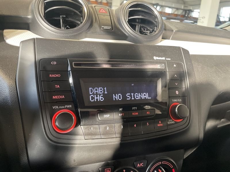 Suzuki Swift  1.2 Hybrid Cool
